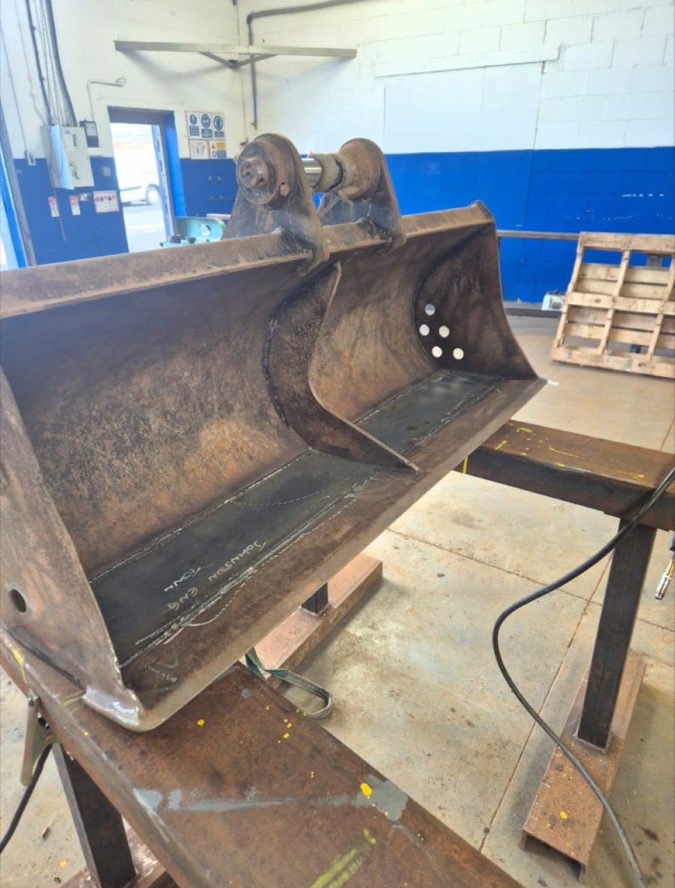 Plant bucket repair